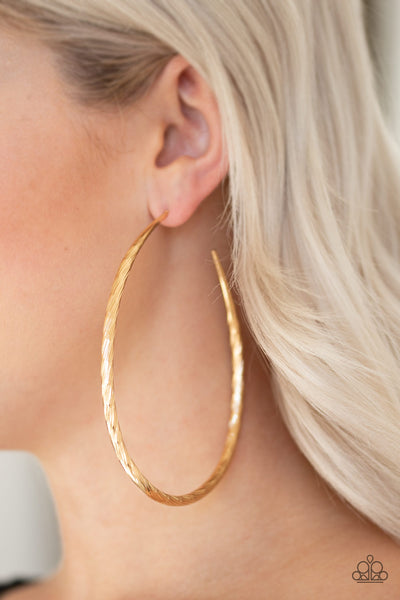 Paparazzi Earrings- Fleek All Week - Gold - SHOPBLINGINGPRETTY