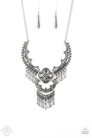 Paparazzi Necklace-Rogue Vogue (June 2019 Fashion Fix) - SHOPBLINGINGPRETTY