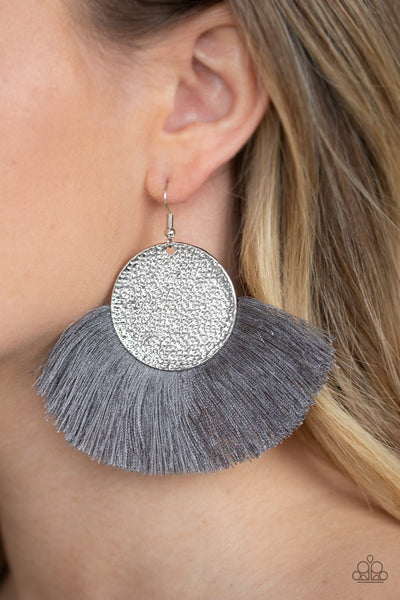 Paparazzi  Earrings - Fox Trap - Silver - SHOPBLINGINGPRETTY