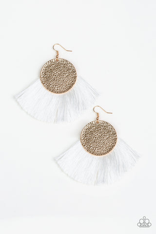 Paparazzi  Earrings - Fox Trap - White - SHOPBLINGINGPRETTY