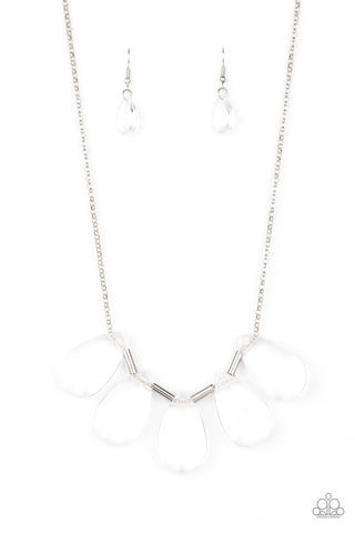 Paparazzi Necklaces - HEIR It Out - White