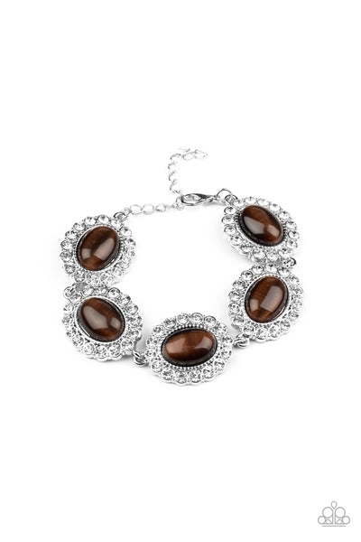 Paparazzi Bracelets - Demurely Diva - Brown