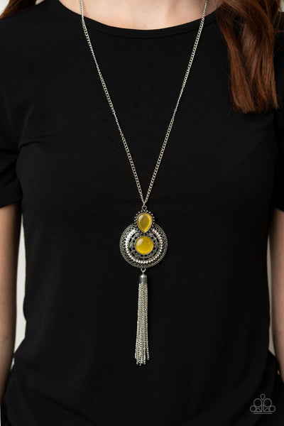 Paparazzi Necklace - Mountain Mystic - Yellow