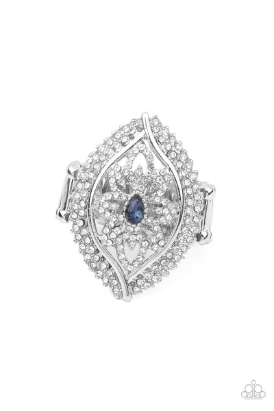 Paparazzi Ring - Glammed Up Gardens - Blue