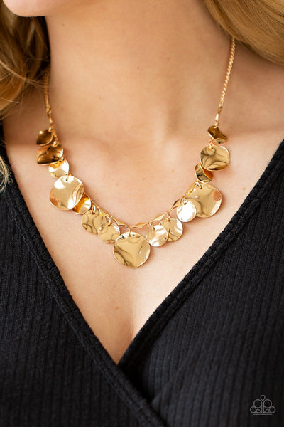 Paparazzi Necklaces - GLISTEN Closely - Gold