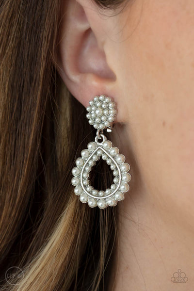 Paparazzi Earrings- Discerning Droplets - White