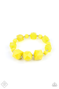 Paparazzi Bracelet - Trendsetting Tourist - Yellow (July 2021 Fashion Fix)
