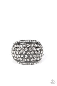 Paparazzi Ring - Running OFF SPARKLE - Black