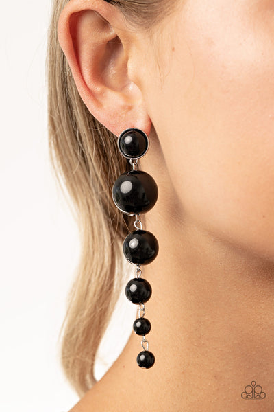 Paparazzi Earrings - Living a WEALTHY Lifestyle - Black