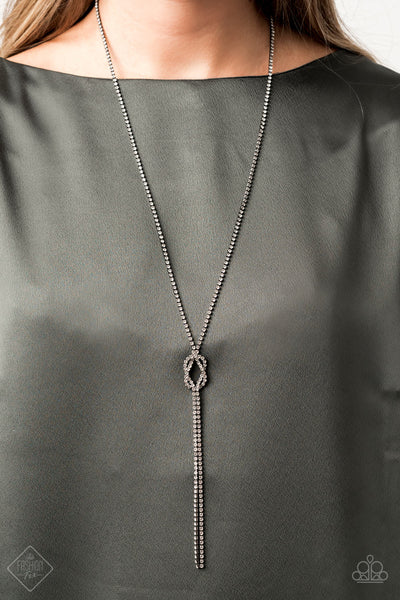 Paparazzi Necklace - Knockout Knot (September 2020 Fashion Fix)