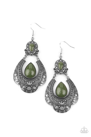 Paparazzi Earrings  -  Rise and Roam - Green