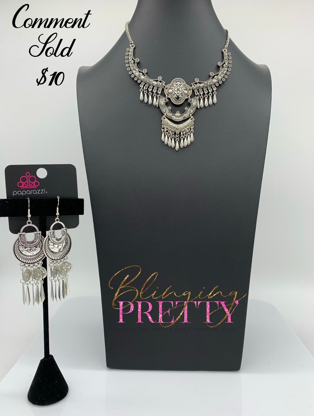 Paparazzi Necklace & Earring Set - Silver