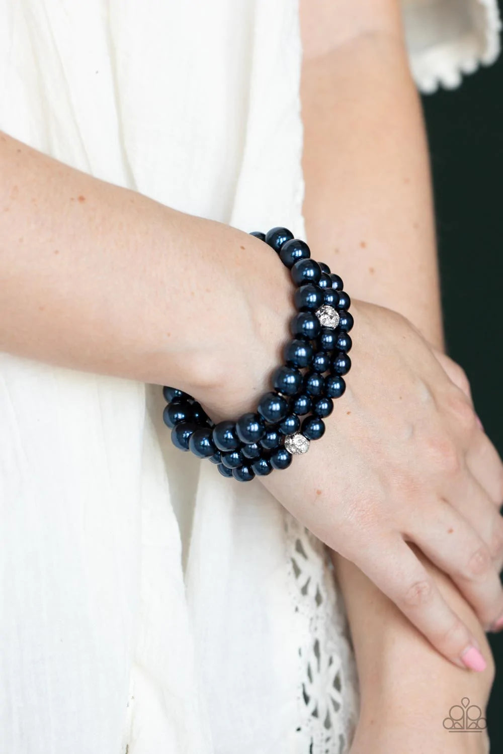 Paparazzi Bracelets -  Here Comes The Heiress - Blue