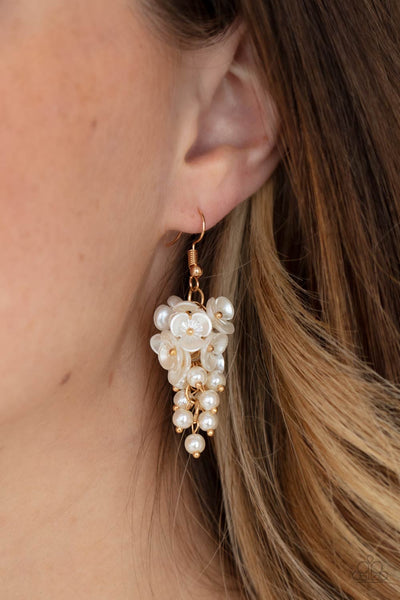 Paparazzi Earring - Bountiful Bouquets - Gold  (June 2021 Life Of The Party)