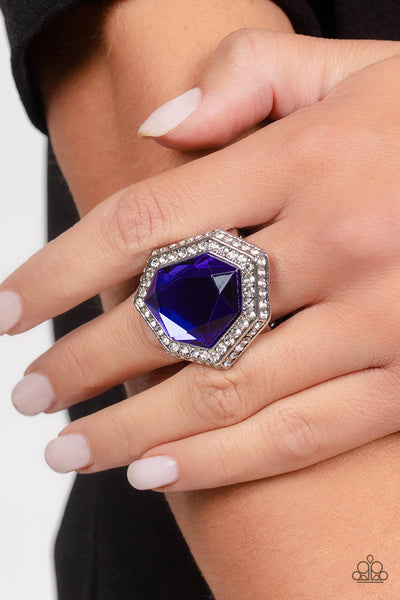 Paparazzi Ring - Smoldering Sass - Blue