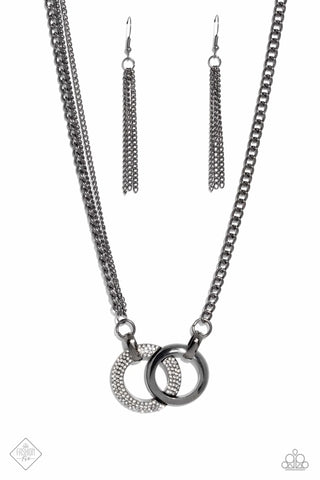 Paparazzi Necklaces - phenomenal powerhouse - Black