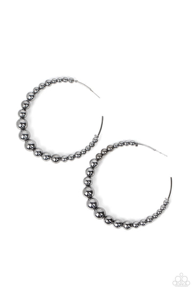 Paparazzi Earrings-  Show Off Your Curves - Black