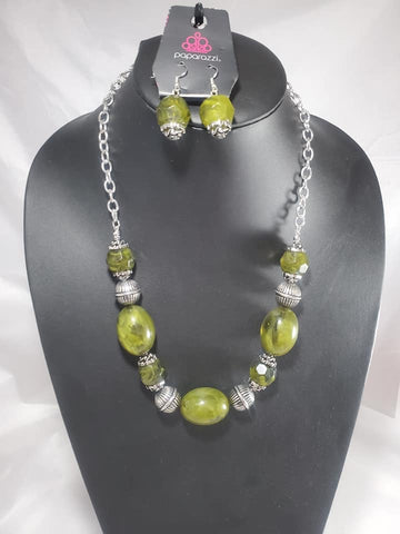 Paparazzi Necklace- Ice Melt - Green - SHOPBLINGINGPRETTY