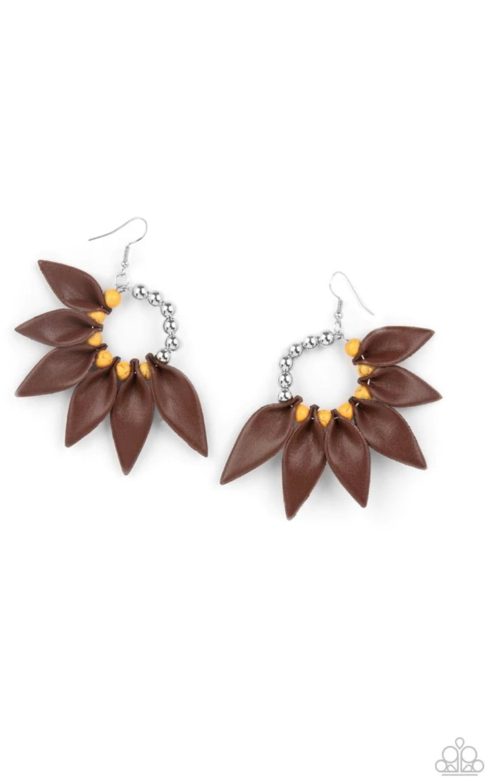 Paparazzi Earrings - Flower Child Fever - Orange