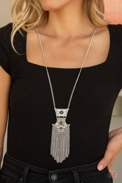 Paparazzi Necklaces -  Totem Tassel - Green