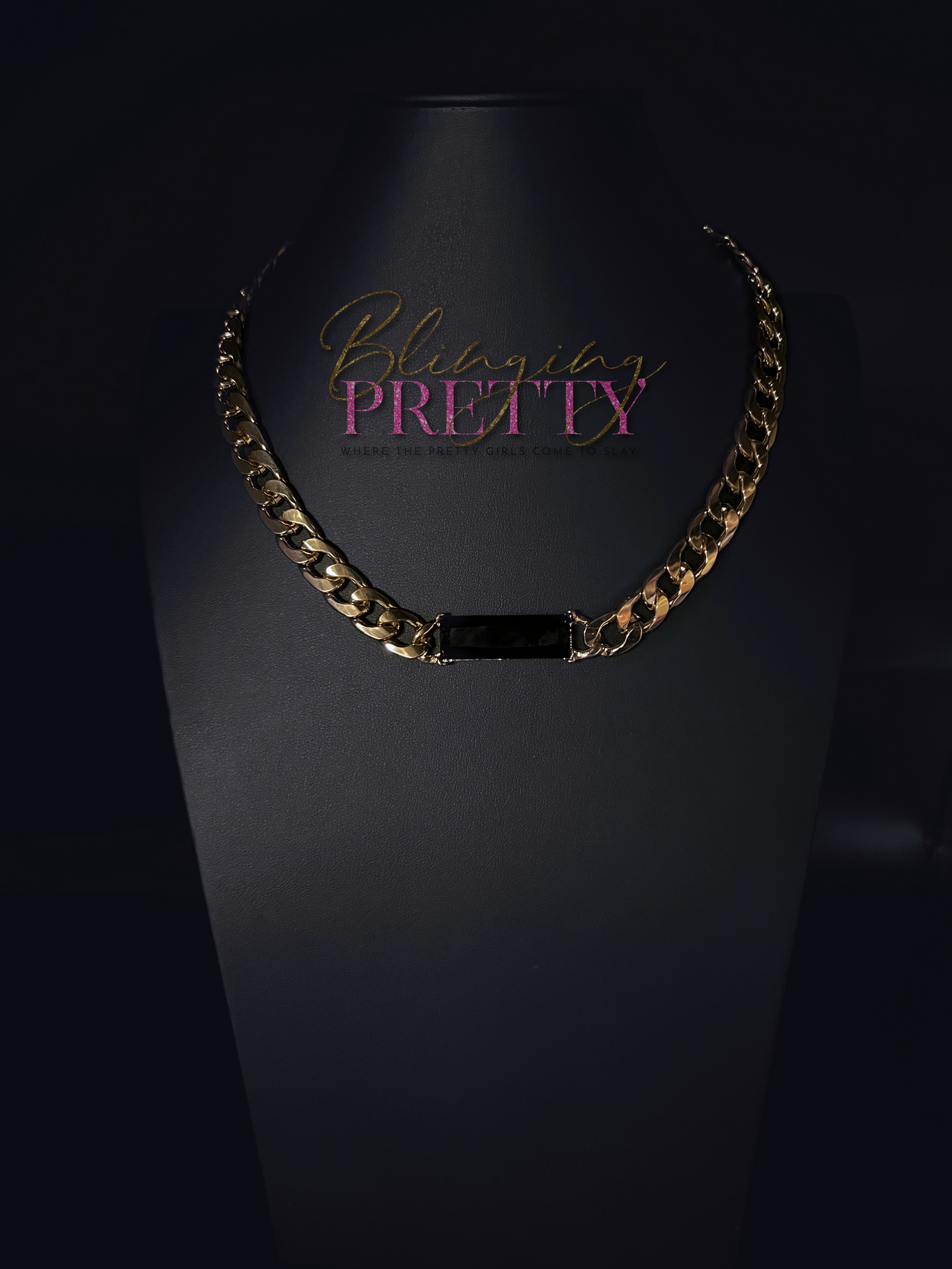 Paparazzi Necklace - Urban Royalty - Gold