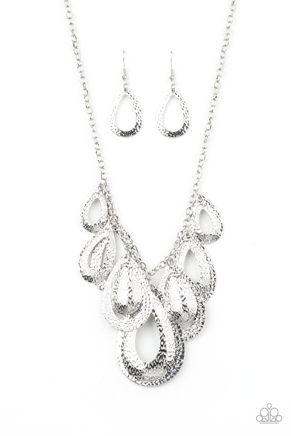 Paparazzi Necklaces - Teardrop Tempest - Silver