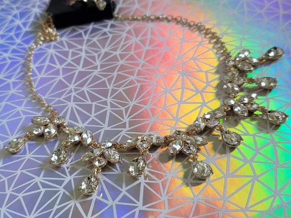 Paparazzi Necklaces - Vintage Royale - Gold (March 2021 Life Of The Party)